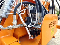 braccio decespugliatore idraulico con barra falciante potasiepi per trattore mod falcow