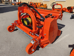 trinciatrice serie pesante spostabile universale a mazze per trattore gorilla 150