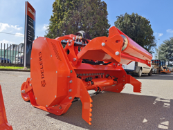 trinciatrice serie pesante spostabile universale a mazze per trattore gorilla 150