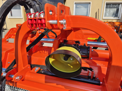 trinciatrice serie pesante spostabile universale a mazze per trattore gorilla 200