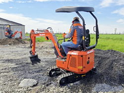 miniescavatore compatto m80
