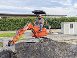 miniescavatore compatto m80