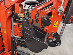 miniescavatore compatto m80