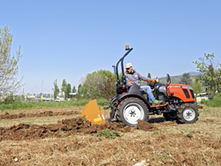 trattore agricolo tafe 6020