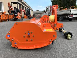 trinciaerba e sarmenti spostabile a mazze per trattore mod tigre 200