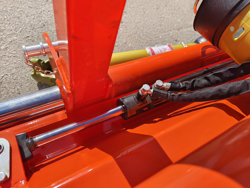 trinciatrice a mazze con spostamento idraulico per trattrice mod cervo 200
