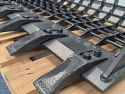 benna grigliata per miniescavatore s180 800st