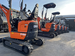 miniescavatore compatto motore kubota s100