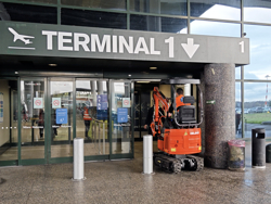 miniescavatore compatto e120