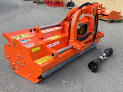 trinciatrice a mazze con spostamento idraulico per trattrice mod cervo 200