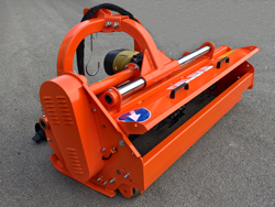 trinciatrice a mazze con spostamento idraulico per trattrice mod cervo 220
