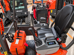 miniescavatore compatto z110se